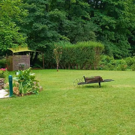 Le Clos Le Roc Rouge Apartamento Castels