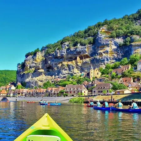 Le Clos Le Roc Rouge * Castels