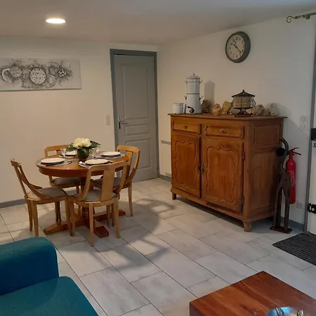 Apartment Le Clos Du Roc Rouge Castels