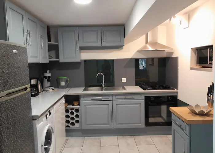 Le Clos Du Roc Rouge 아파트